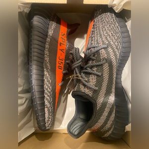 **SOLD** Yeezy Boost 350 V2 Carbon Beluga